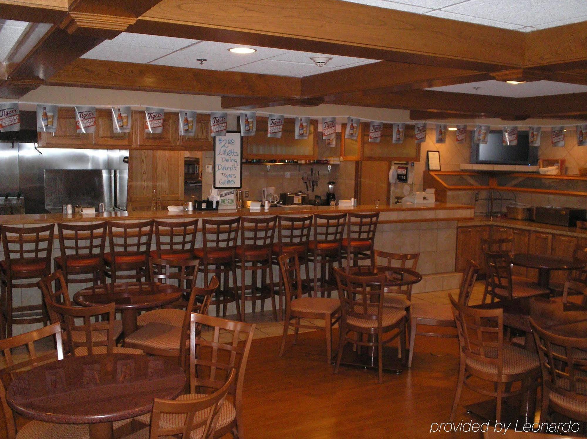 The Carlton Lodge Adrian Εστιατόριο φωτογραφία